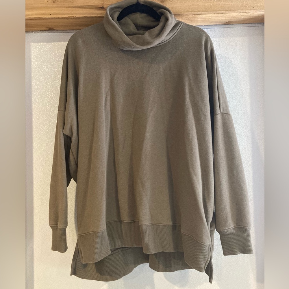 AERIE | Womens Med Green sweater